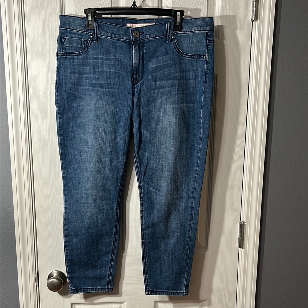 s&p standards and practices jeans women’s size 32